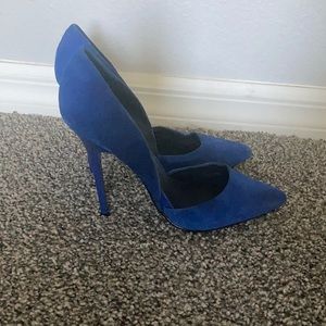 Excellent Cond! Blue Suede Steven Madden Pumps
